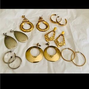 Earrings lot large hoop and dangle Earrings gold & silver toned 1980’s Mod